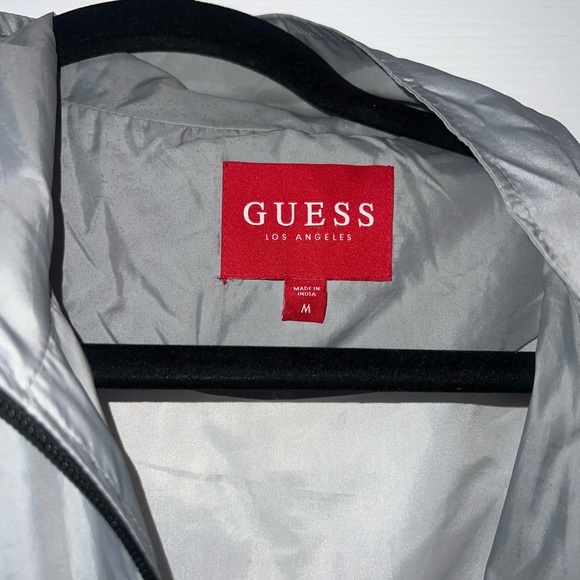 Guess Windbreaker - Picture 3 of 3